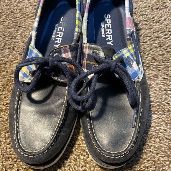 Sperry Topsiders - Picture 2 of 8